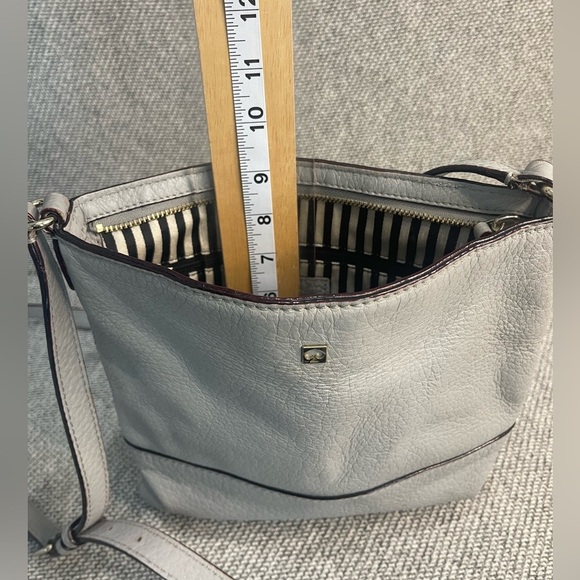 Kate Spade Gray Crossbody Bag Sleek Design - Picture 15 of 16
